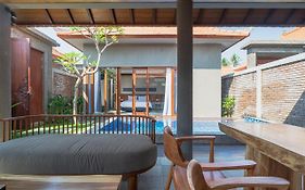 Serenia Villas Amed
